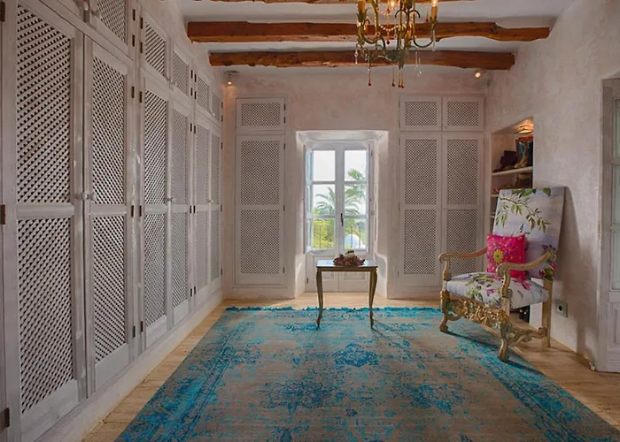 Hideaway Ibiza Hilltop Estate Arte 6 Bedrooms I Santa Eulalia *