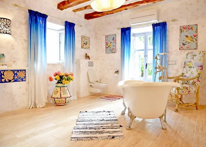 Hideaway Ibiza Hilltop Estate Arte 6 Bedrooms I Santa Eulalia Villa *