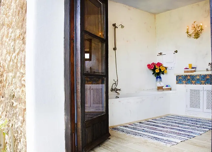 Villa Hideaway Ibiza Hilltop Estate Arte 6 Bedrooms I Santa Eulalia *