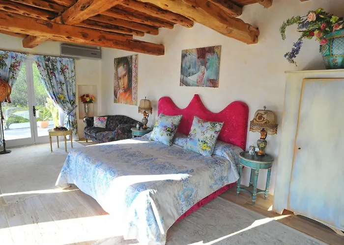 Hideaway Ibiza Hilltop Estate Arte 6 Bedrooms I Santa Eulalia Villa